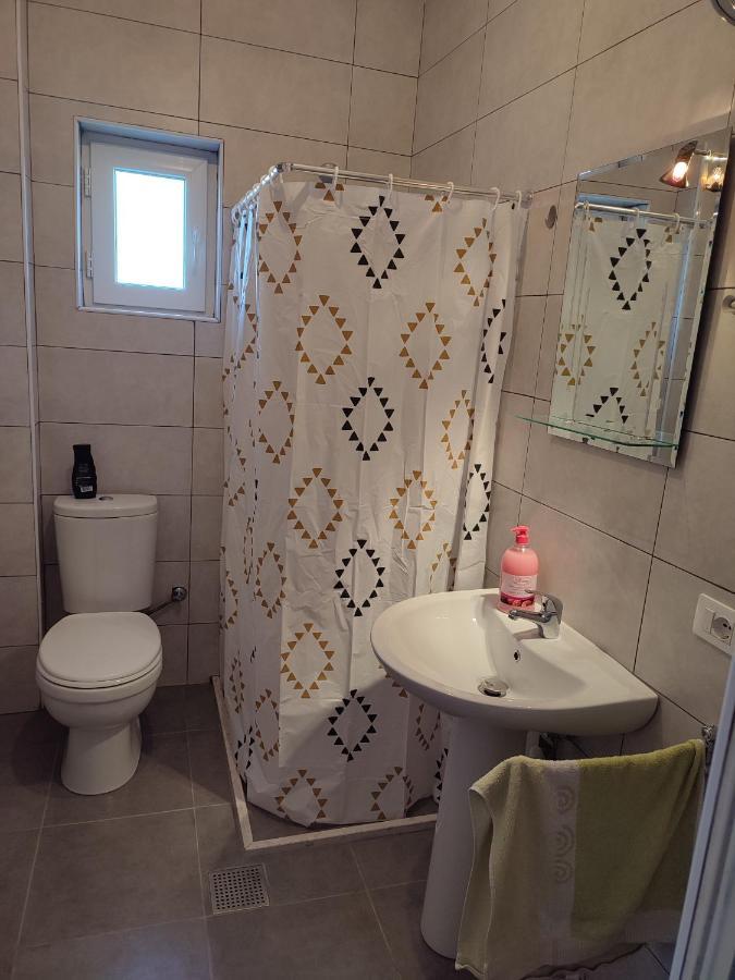 Sabi Apartment Golem Qerret Eksteriør billede