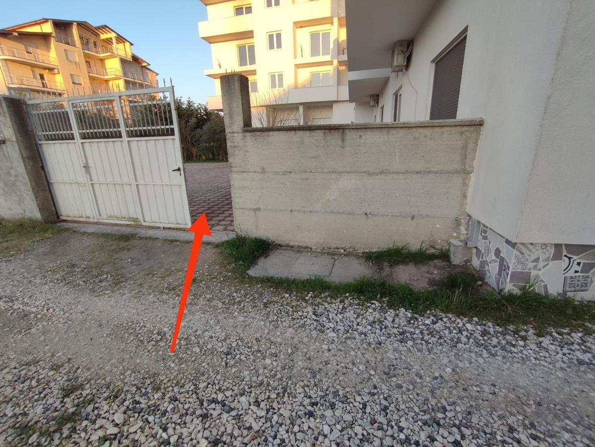 Sabi Apartment Golem Qerret Eksteriør billede
